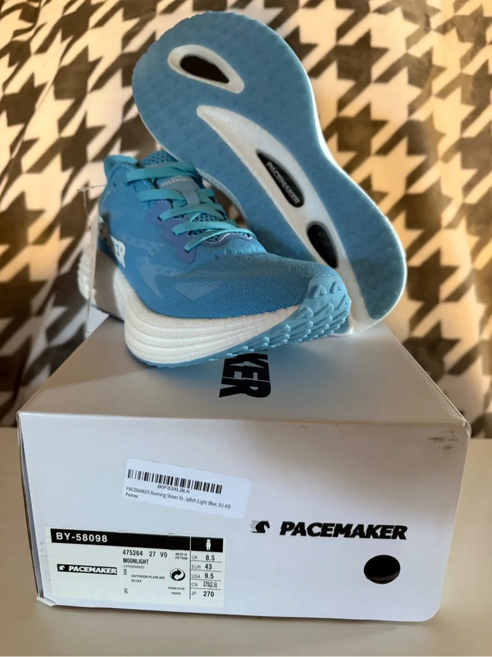Pacemaker Men’s Low Top Lace-Up Athletic Sneaker Blue/White Solid